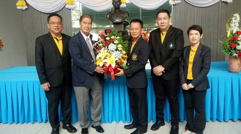 อุปนายกฯ เป็นผู้แทนสมาคมฯ มอบกระเช้าดอกไม้แสดงความยินดี งานวันครบรอบการสถาปนาศูนย์วิทยาศาสตร์การกีฬา