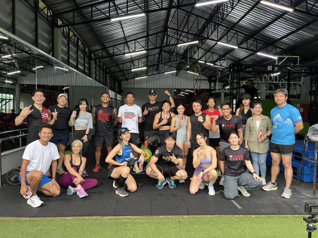สมาคมกีฬาปัญจกีฬาเเห่งประเทศไทย ได้ให้การสนับสนุนอุปกรณ์ฝึกซ้อม เเละ สาธิตกีฬาผ่านเครื่องกีดขวางให้กับ ทีมกีฬาผ่านเครื่องกีดขวาง ทีมชมรมทุลักทุเล จาก กทม.